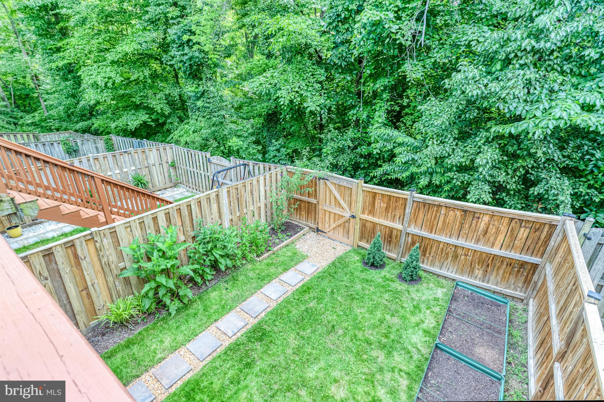15242 STREAMSIDE COURT