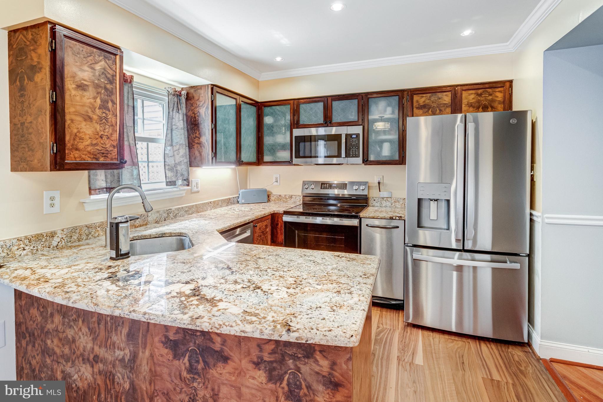 15242 STREAMSIDE COURT