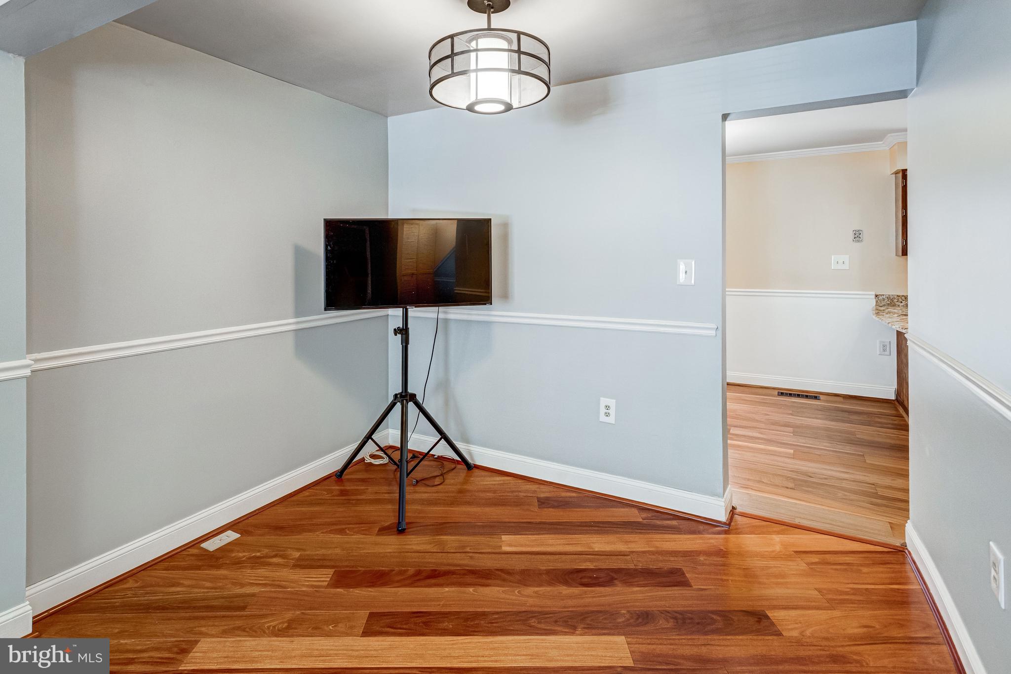 15242 STREAMSIDE COURT