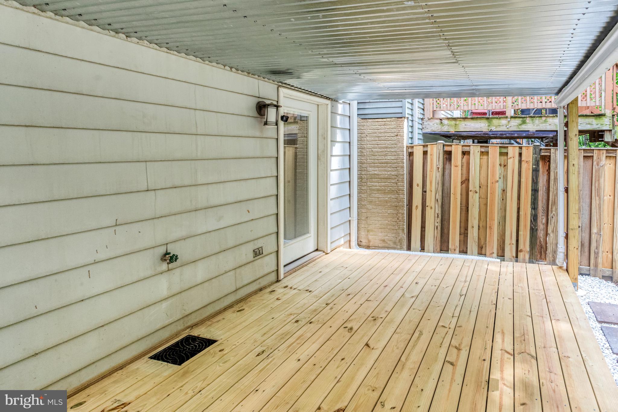 15242 STREAMSIDE COURT