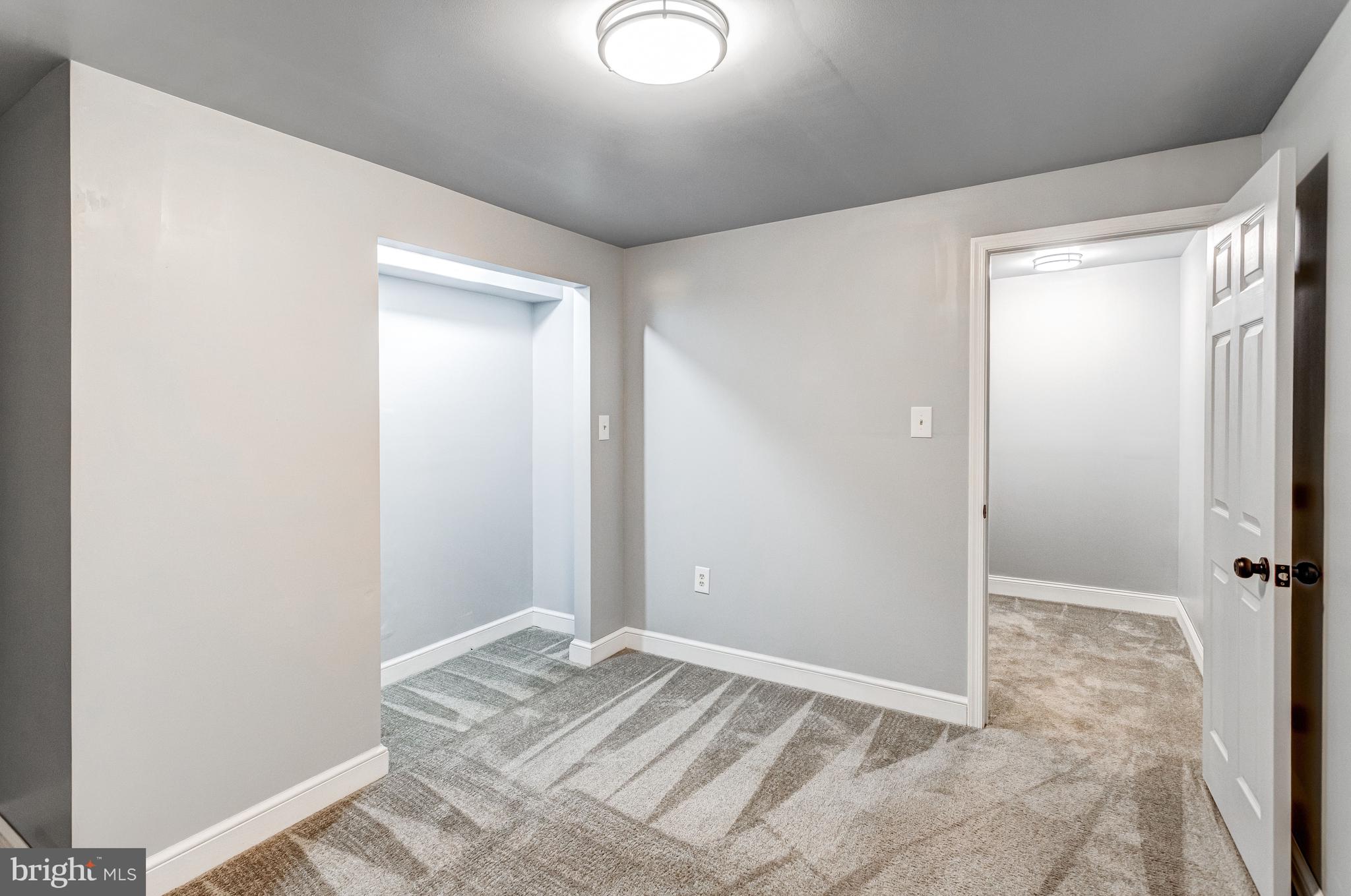 15242 STREAMSIDE COURT