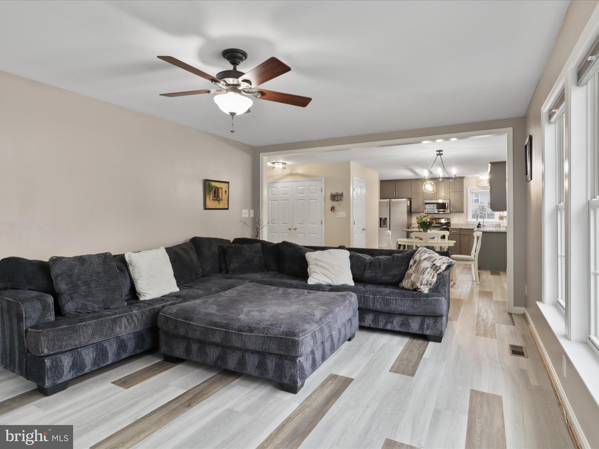 25 SUNSET RIDGE LANE