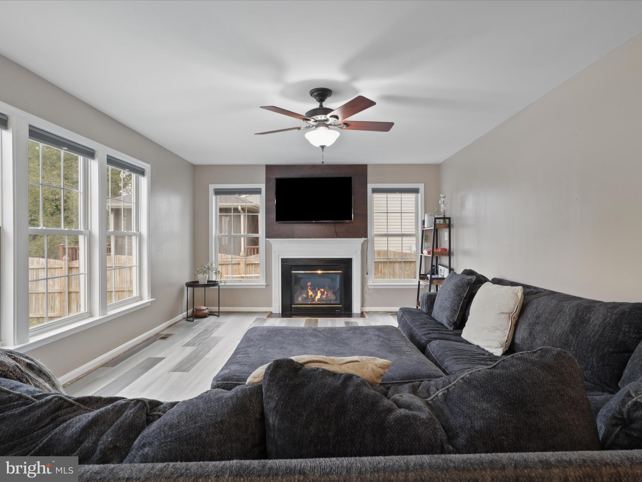 25 SUNSET RIDGE LANE