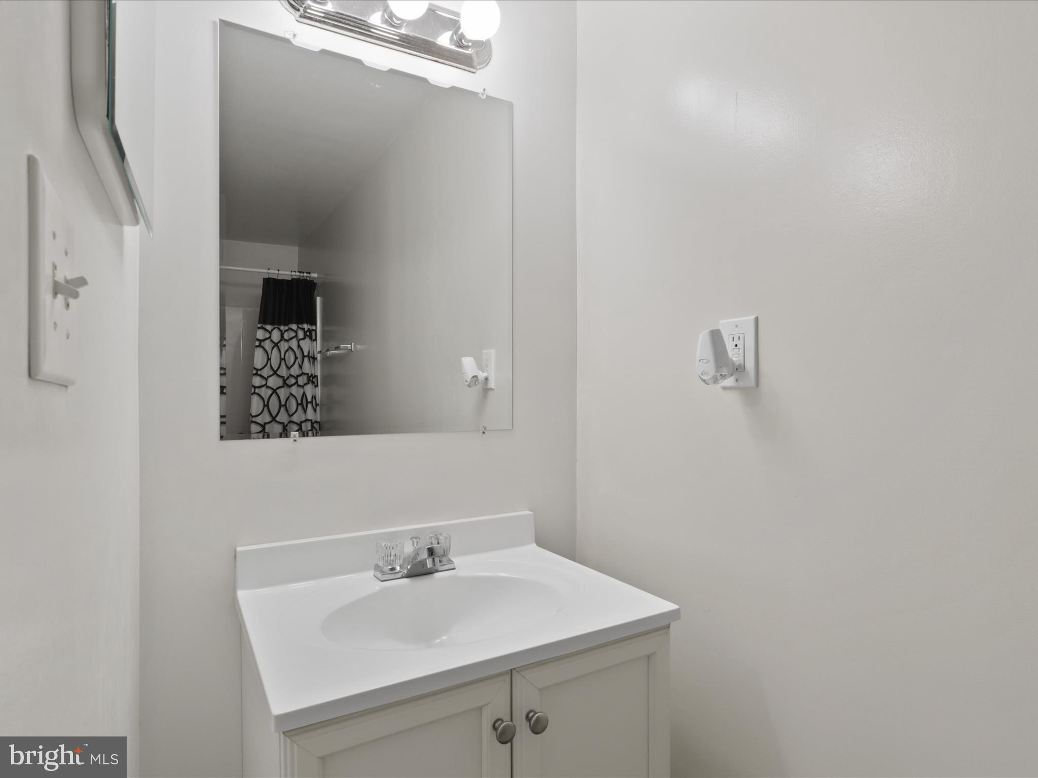 25 SUNSET RIDGE LANE