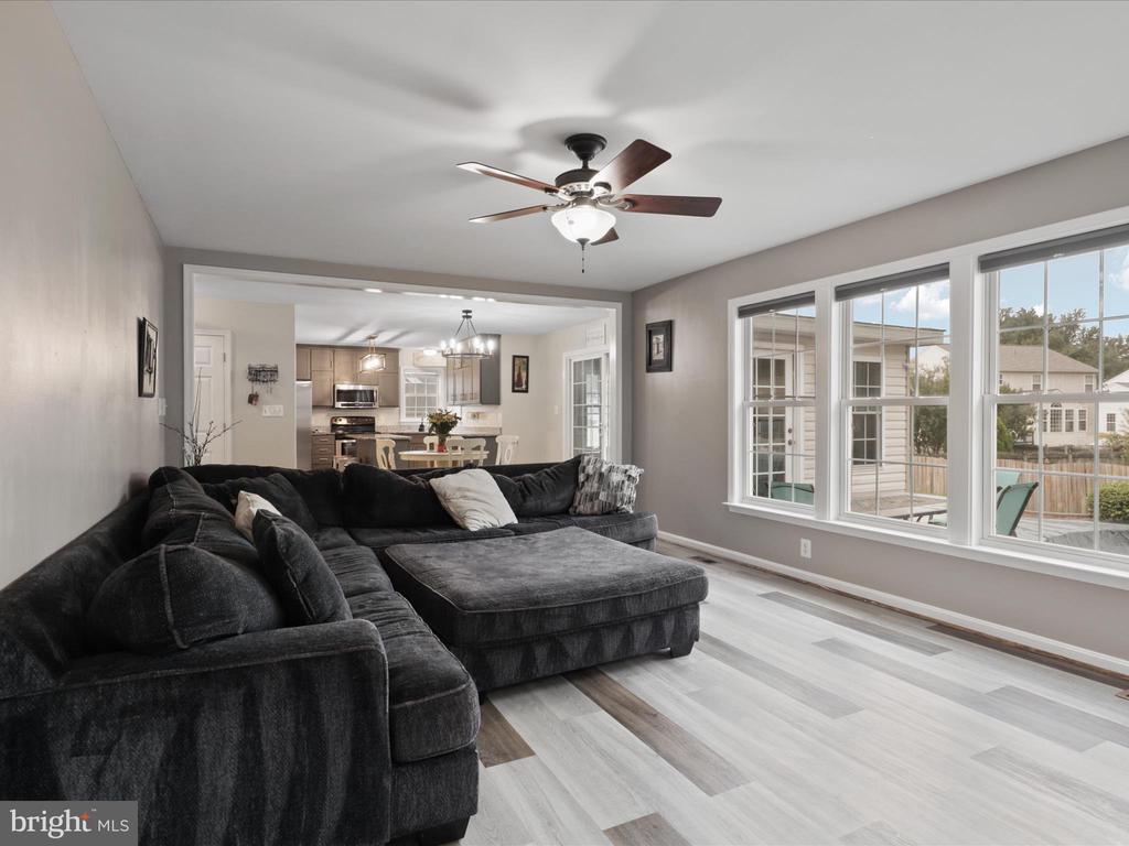 25 SUNSET RIDGE LANE