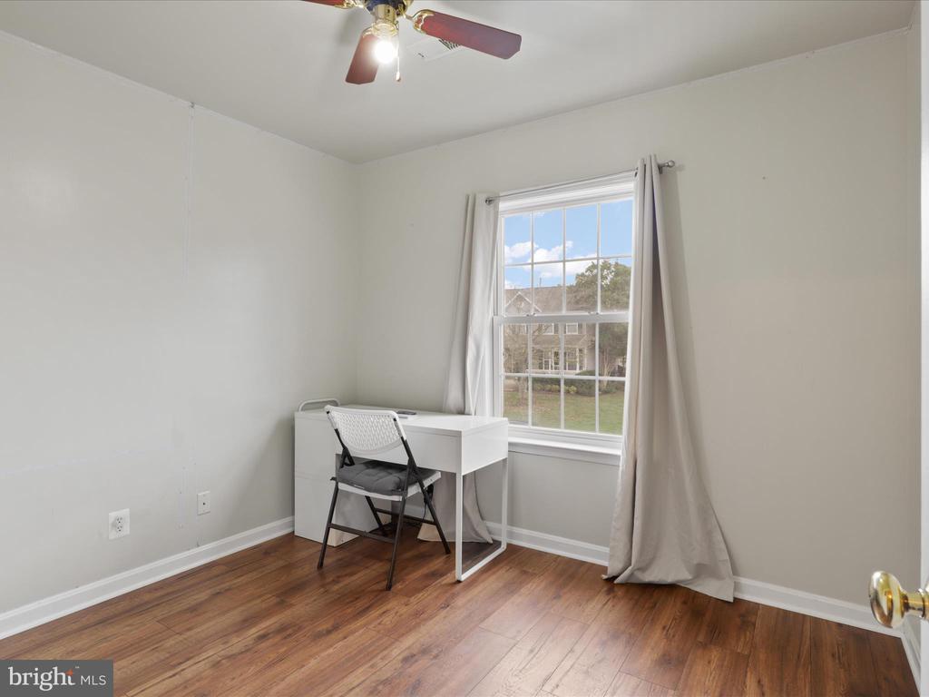 25 SUNSET RIDGE LANE