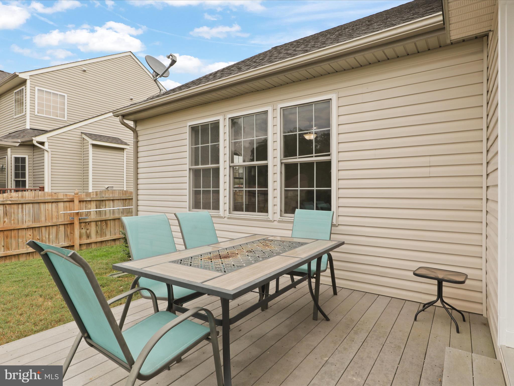 25 SUNSET RIDGE LANE