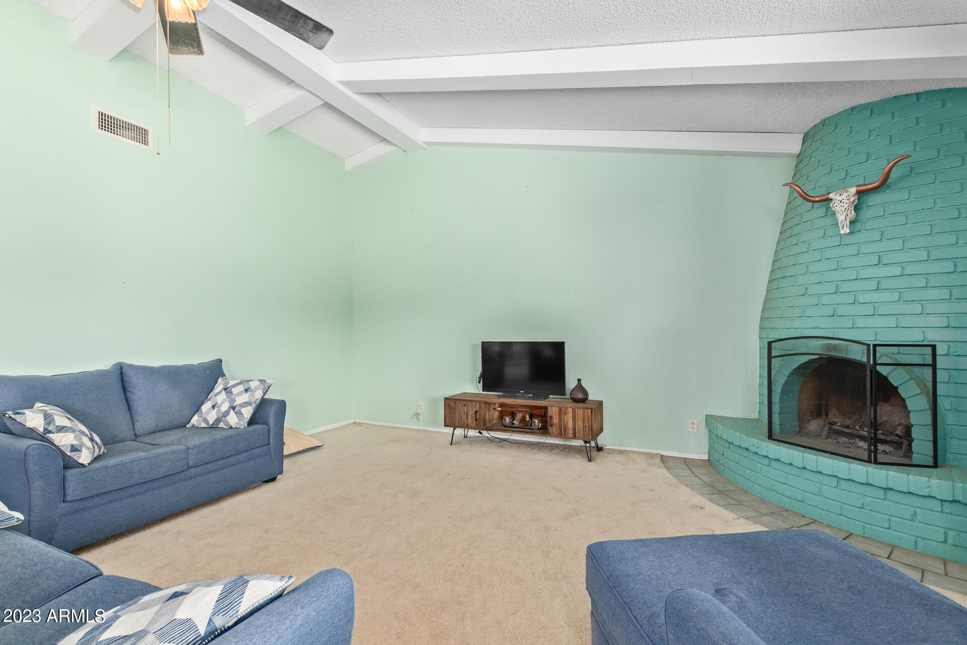 3255 W MURIEL Drive