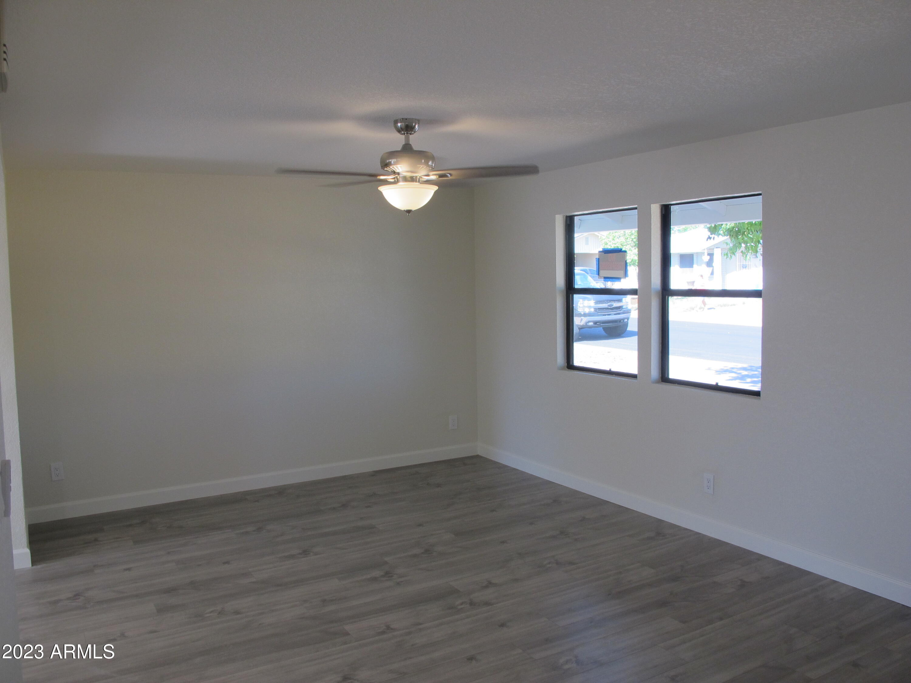 216 N 100TH Way