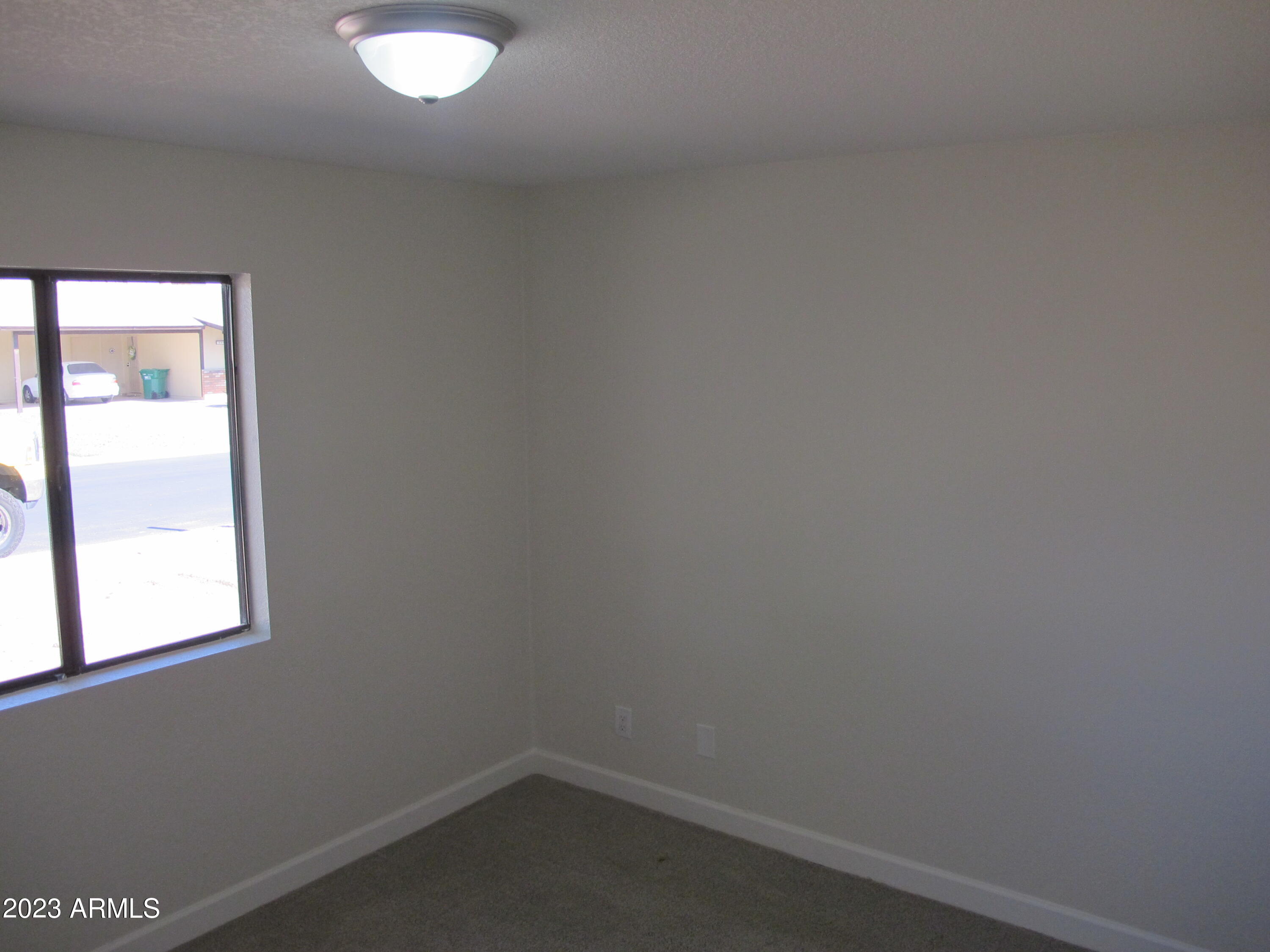 216 N 100TH Way