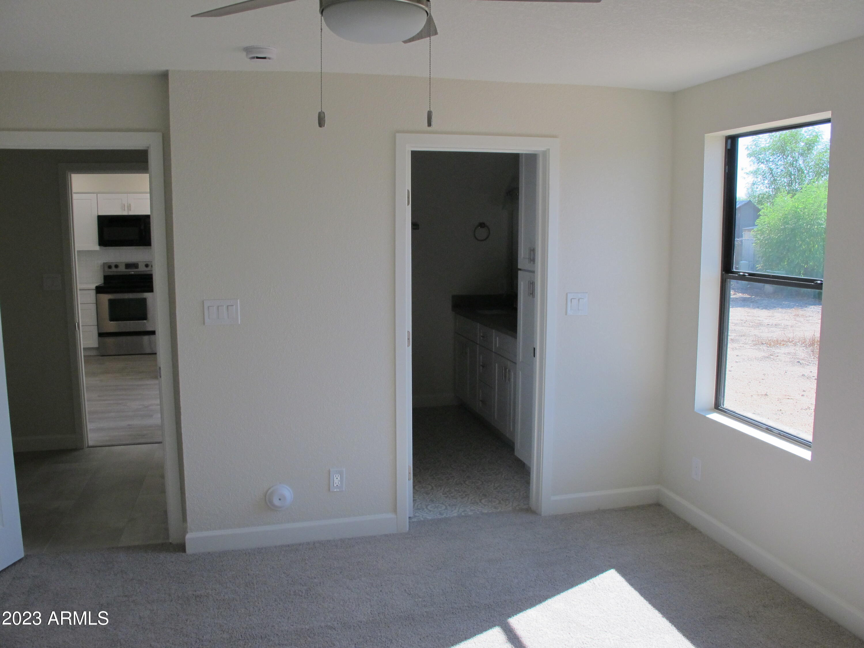 216 N 100TH Way