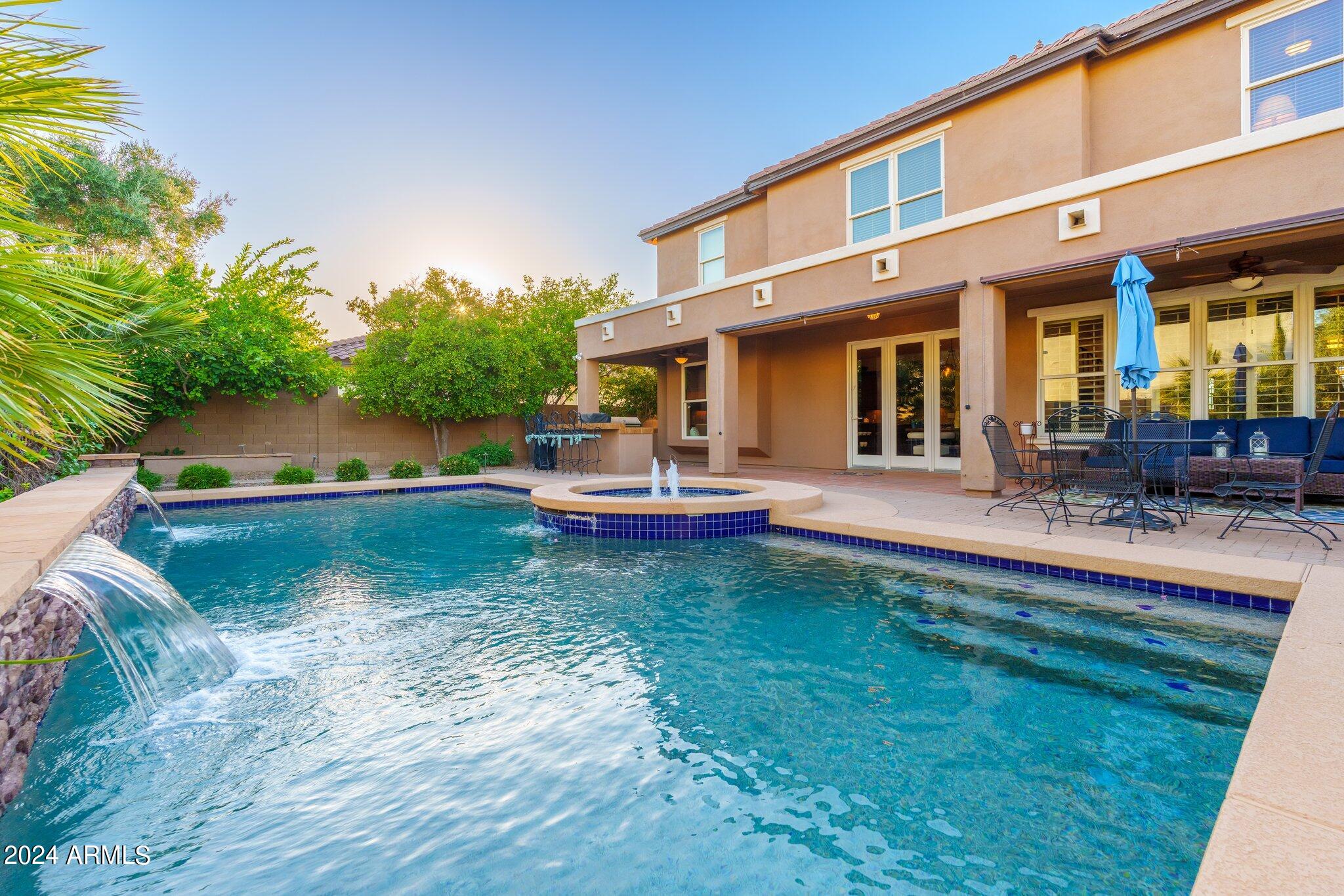 2269 E WISTERIA Drive