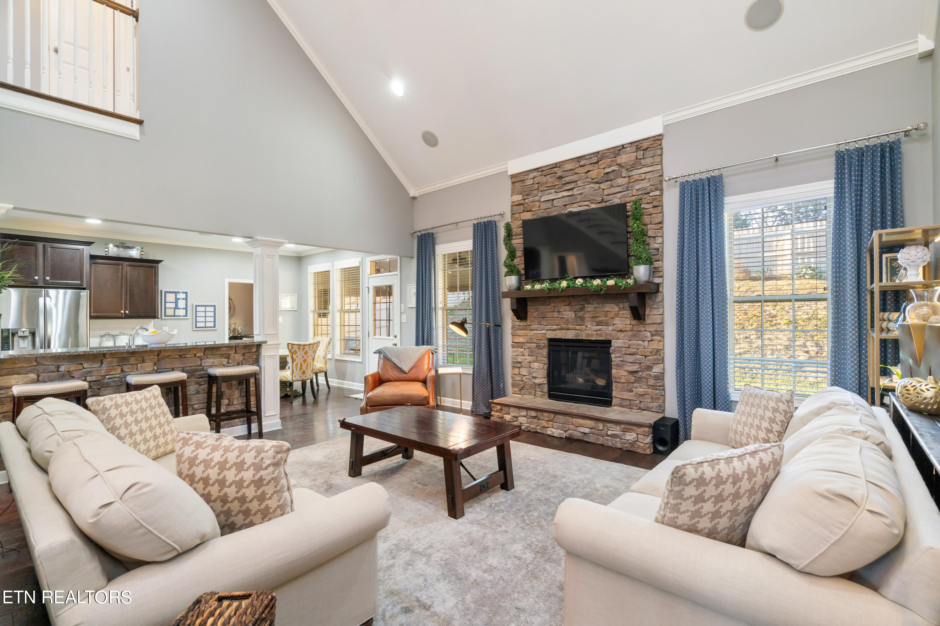 7911 Autumn Trace Drive