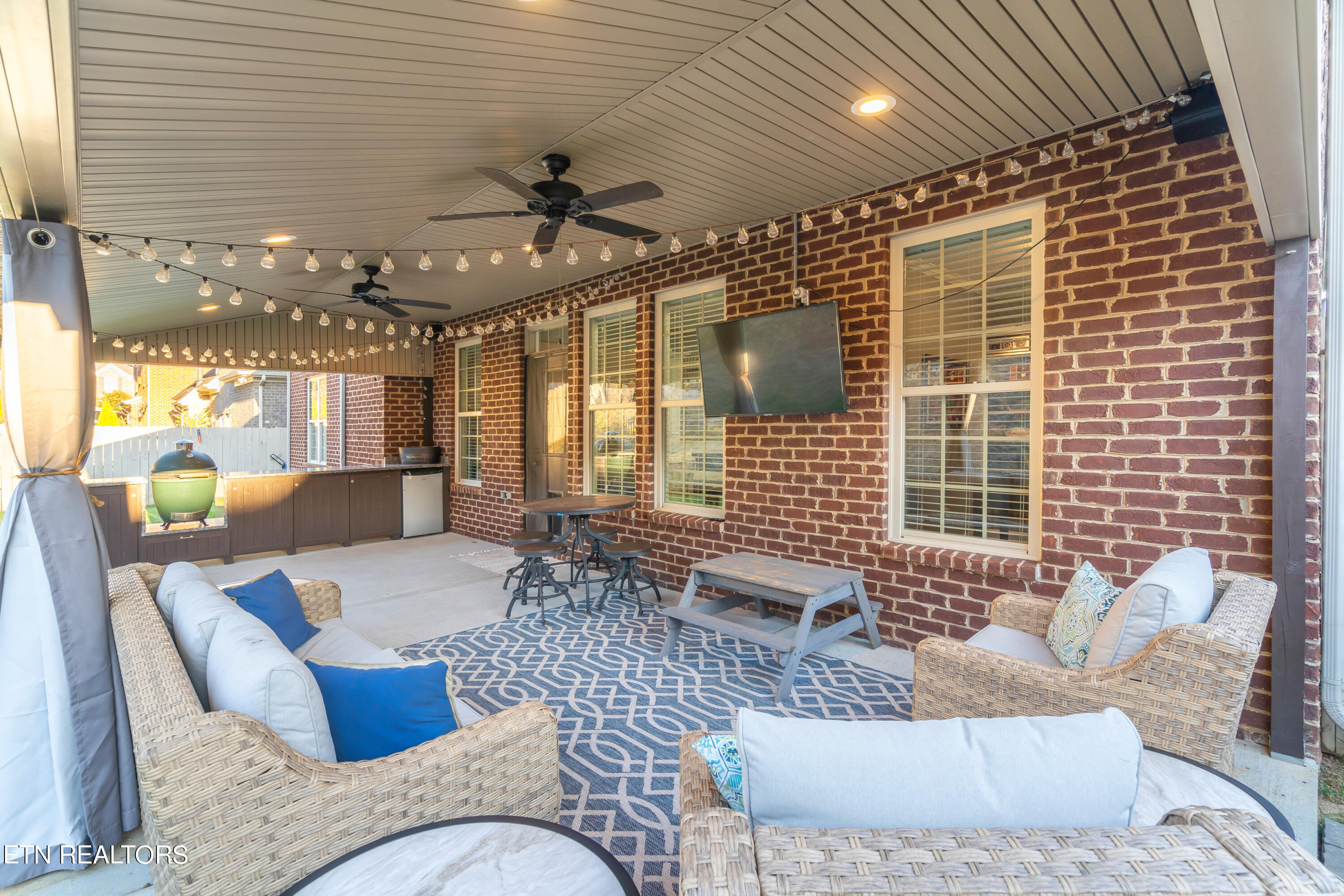 7911 Autumn Trace Drive