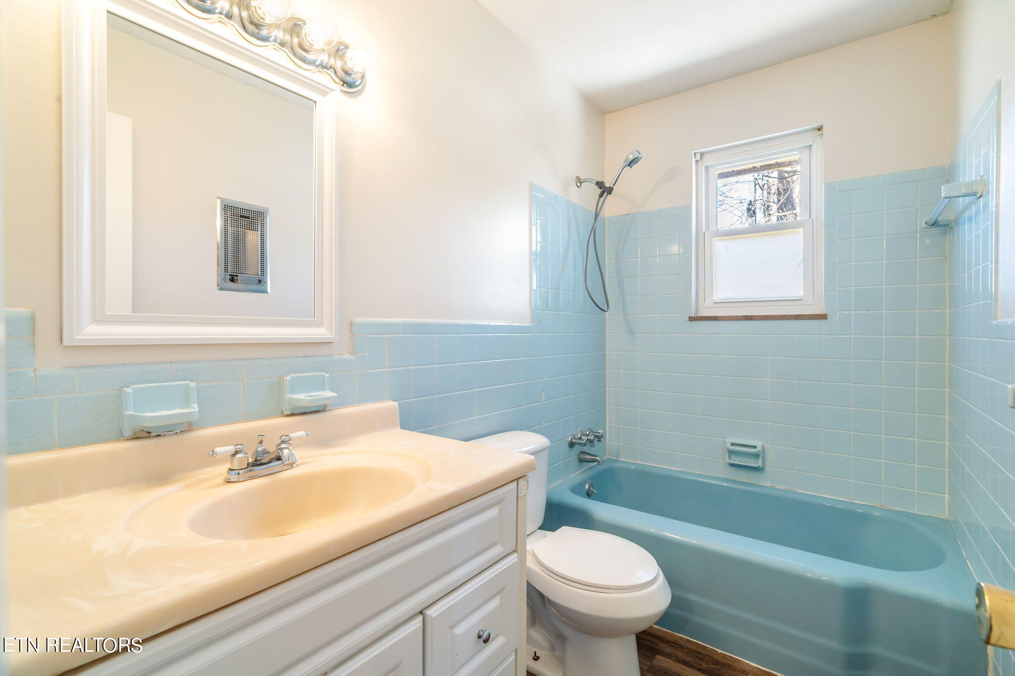 1121 Park Hill Circle