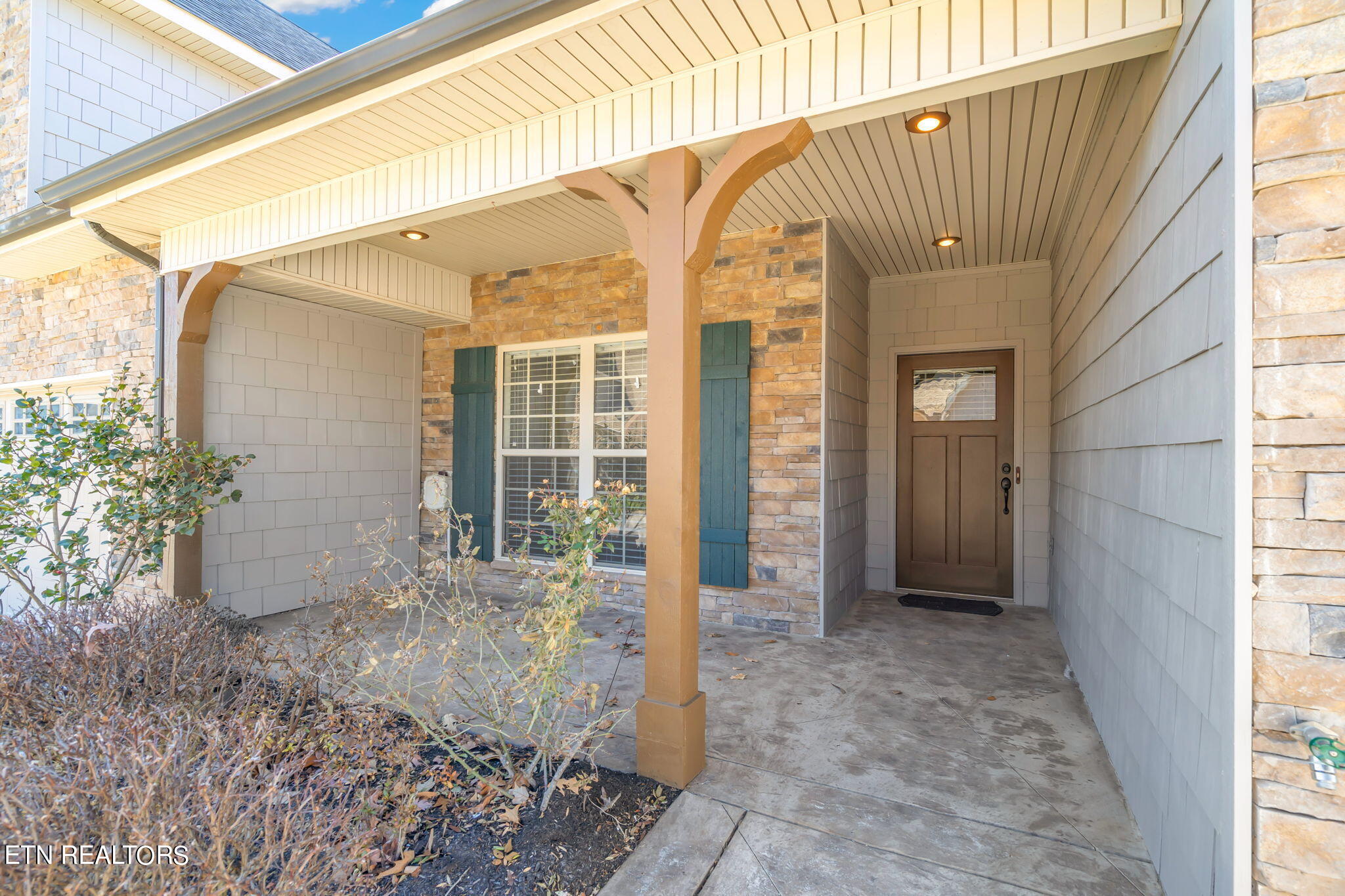 1701 Cottage Wood Way