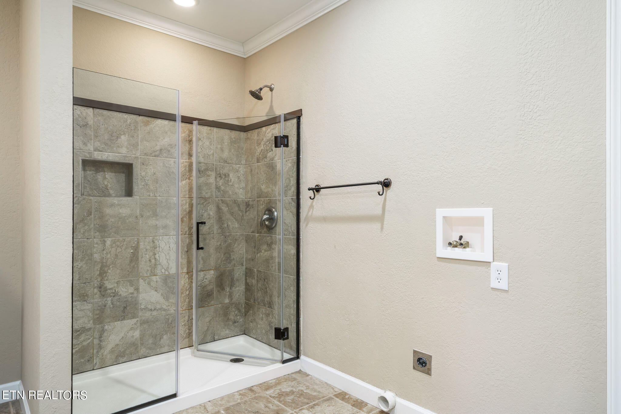 10341 Red Water Lane