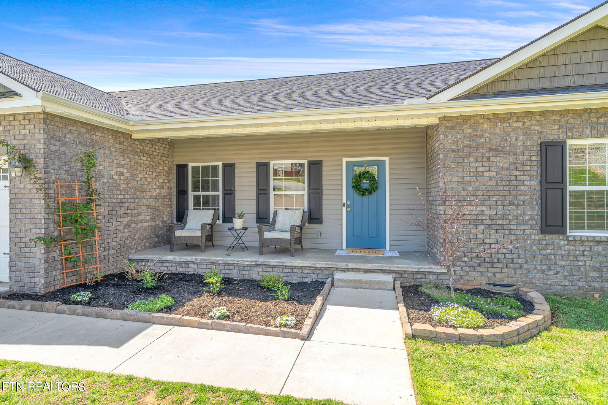 2000 Country Brook Lane