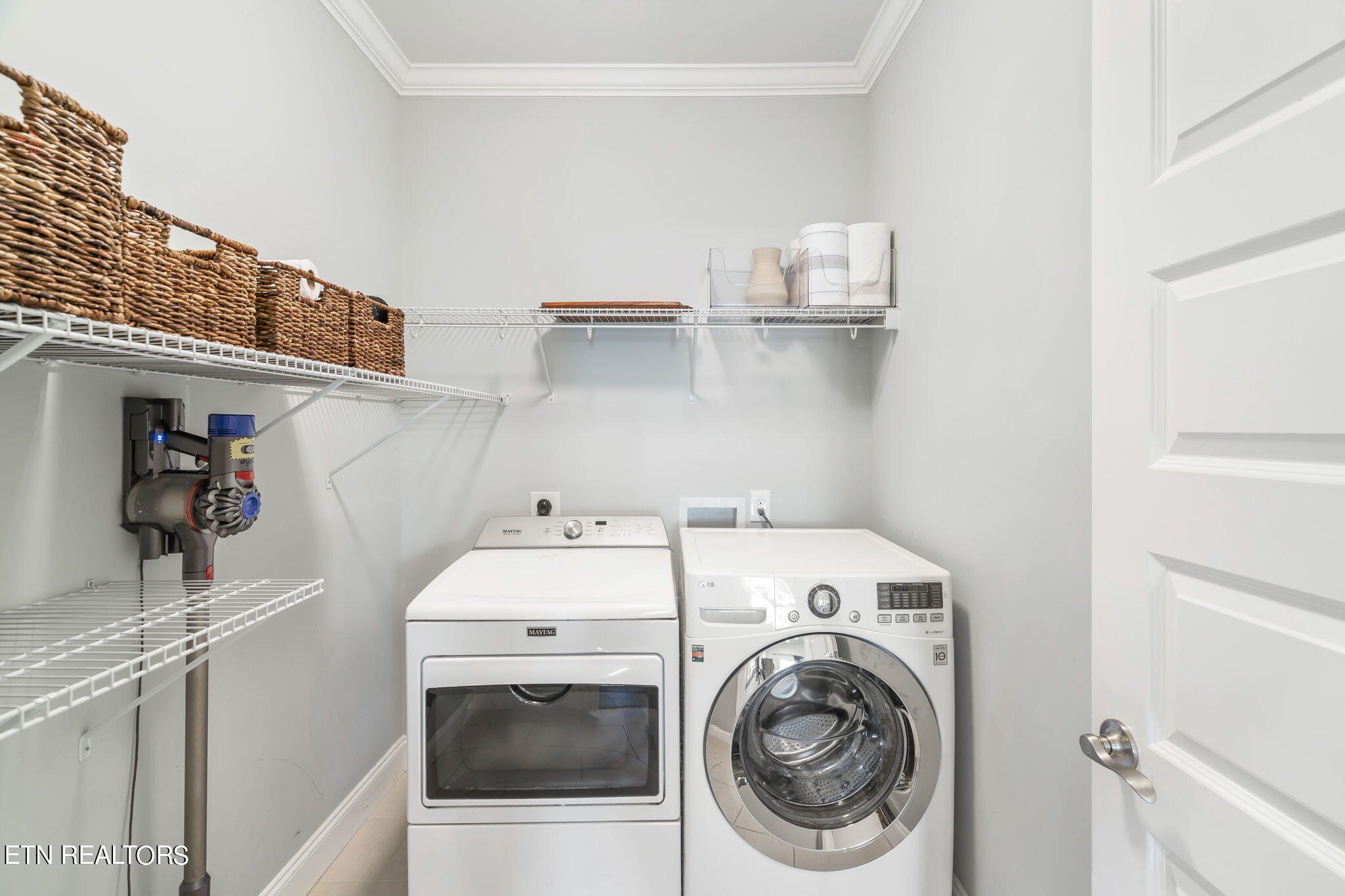 2000 Country Brook Lane