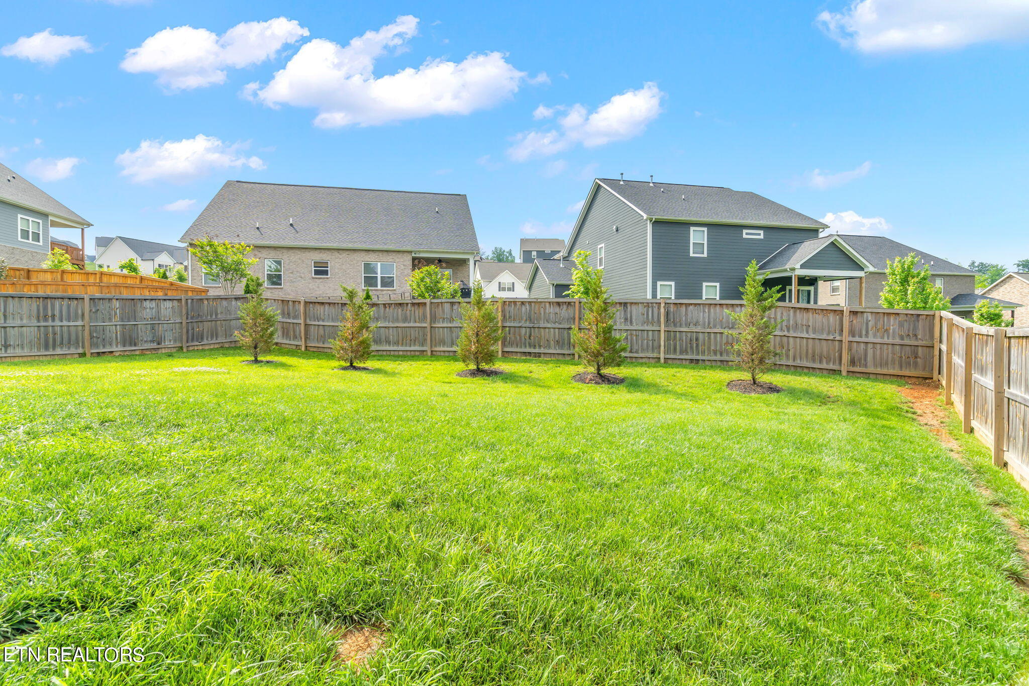 11018 Glory Maple Lane