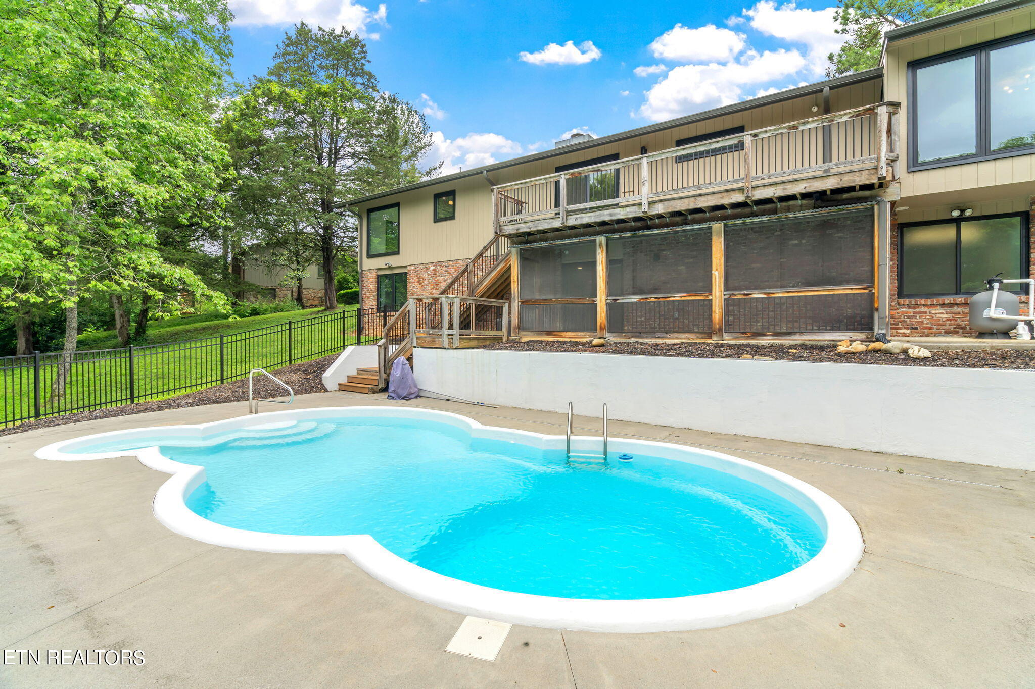 160 Saint Andrews Drive