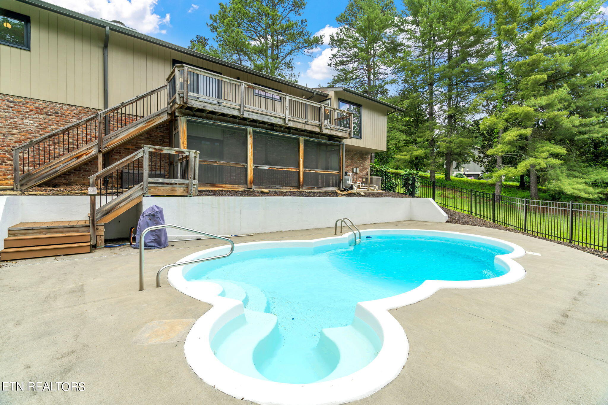 160 Saint Andrews Drive