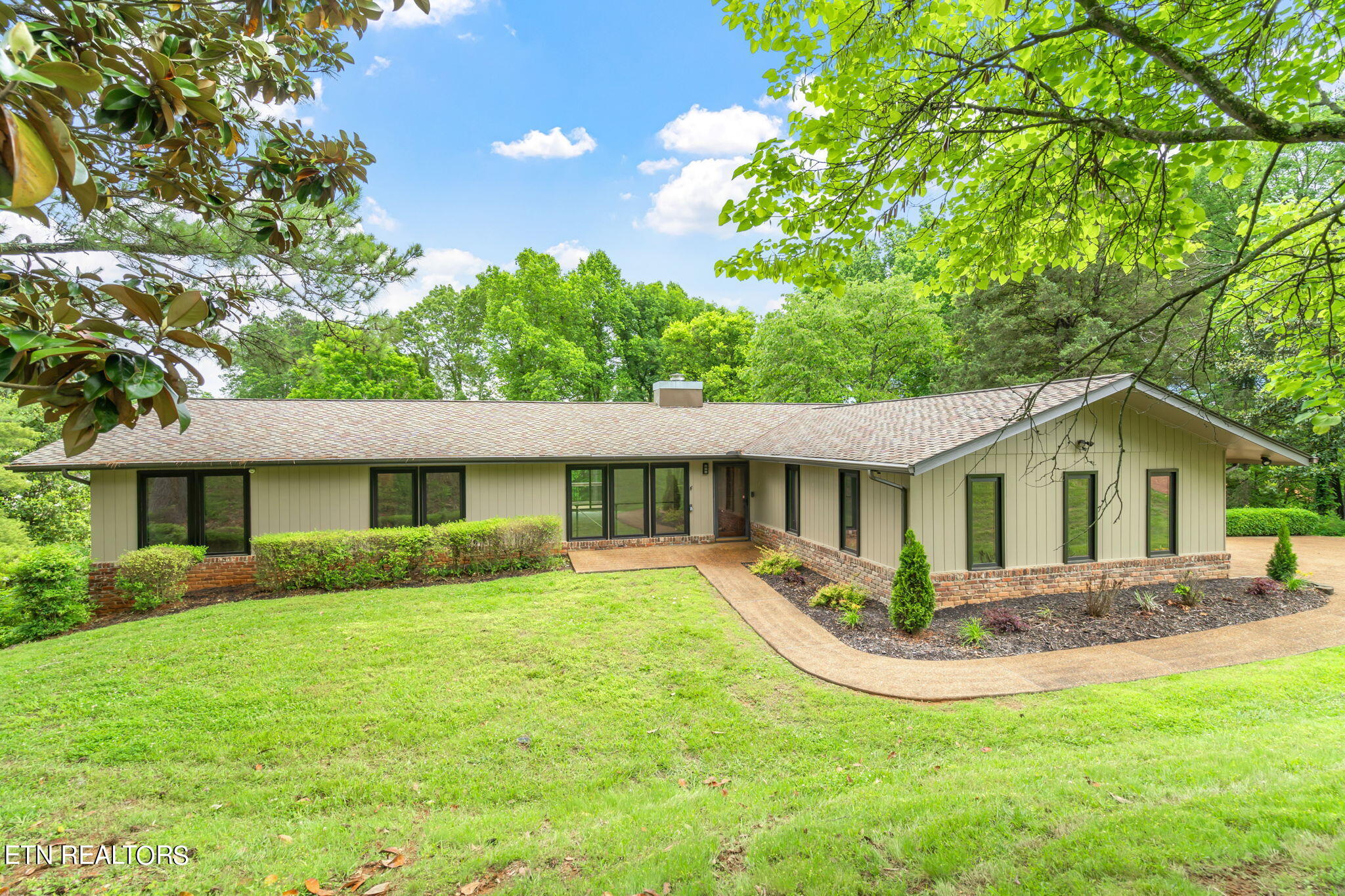 160 Saint Andrews Drive