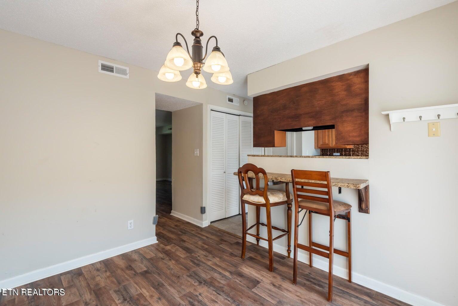 7914 Gleason Drive, 1009