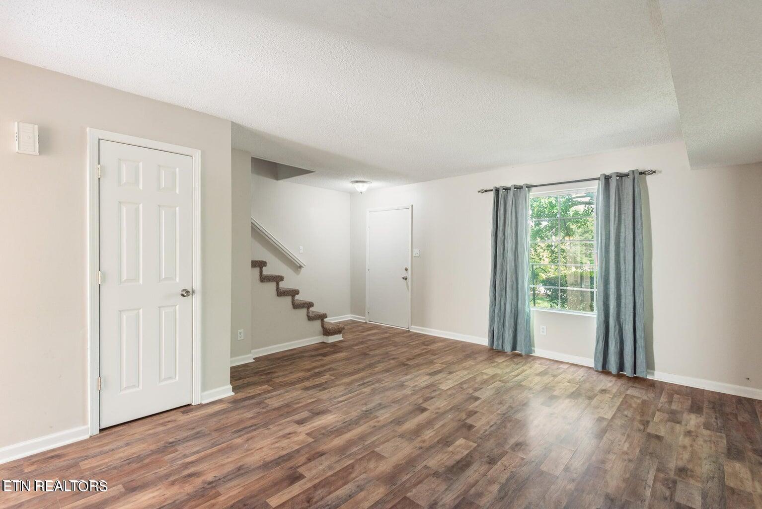 7914 Gleason Drive, 1009