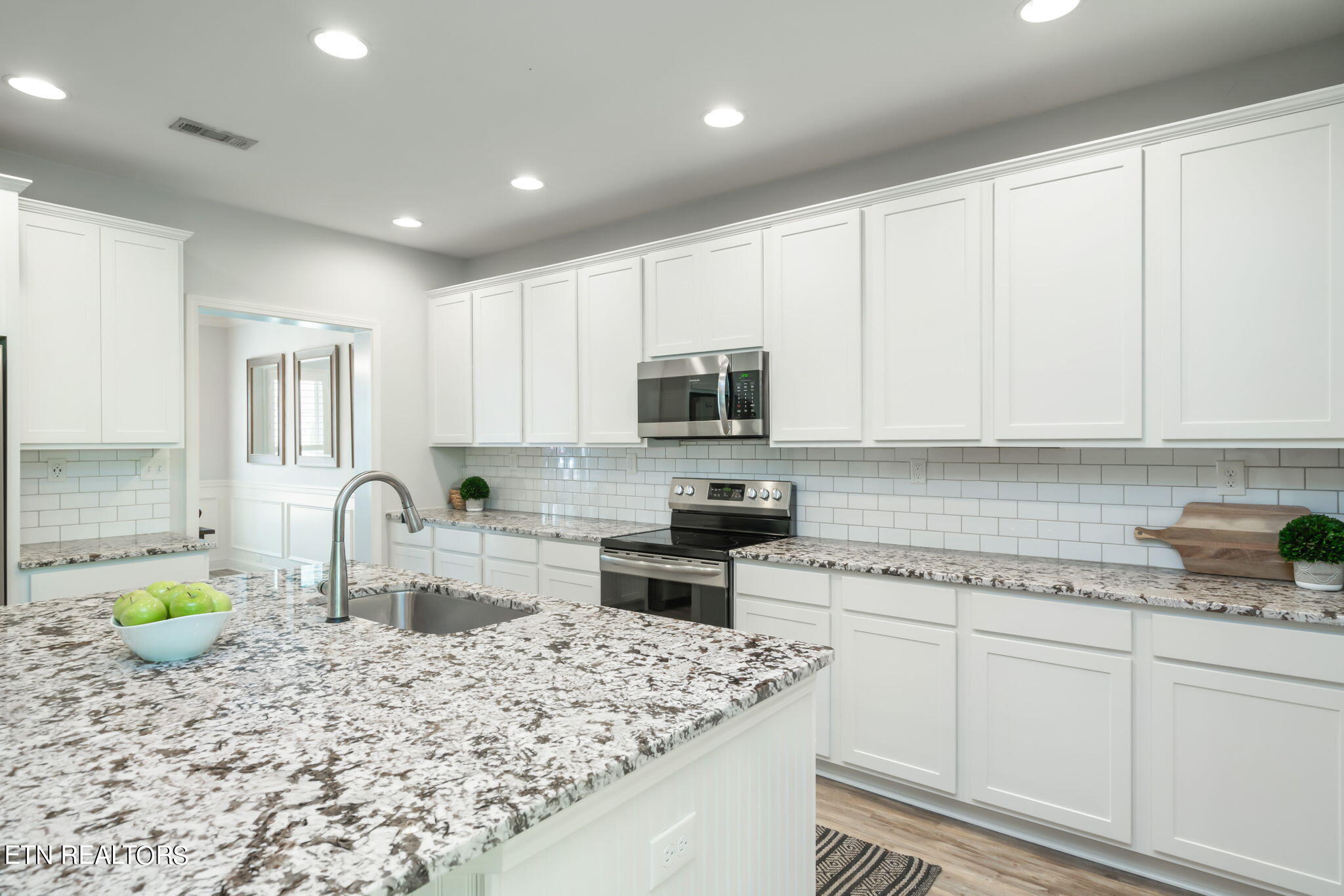 1408 Mossy Rock Lane