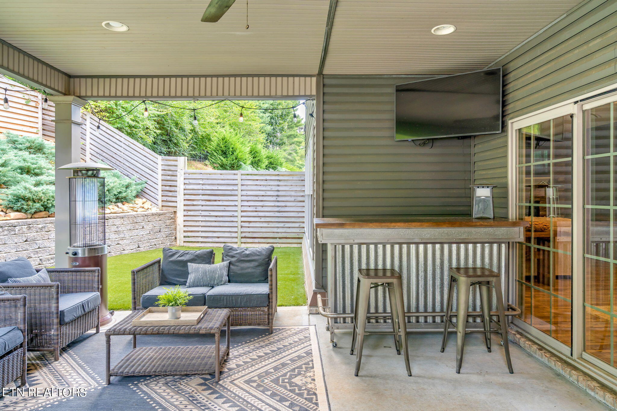 1408 Mossy Rock Lane