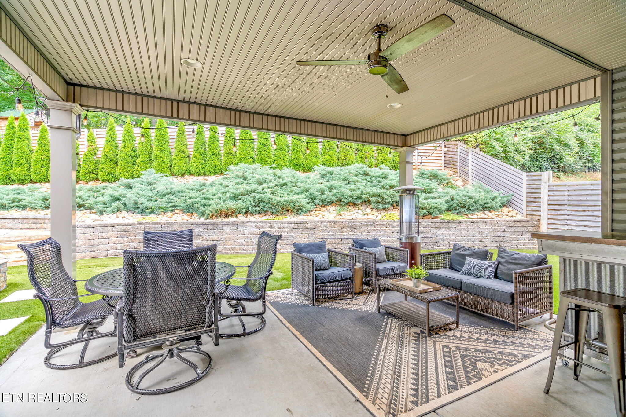 1408 Mossy Rock Lane