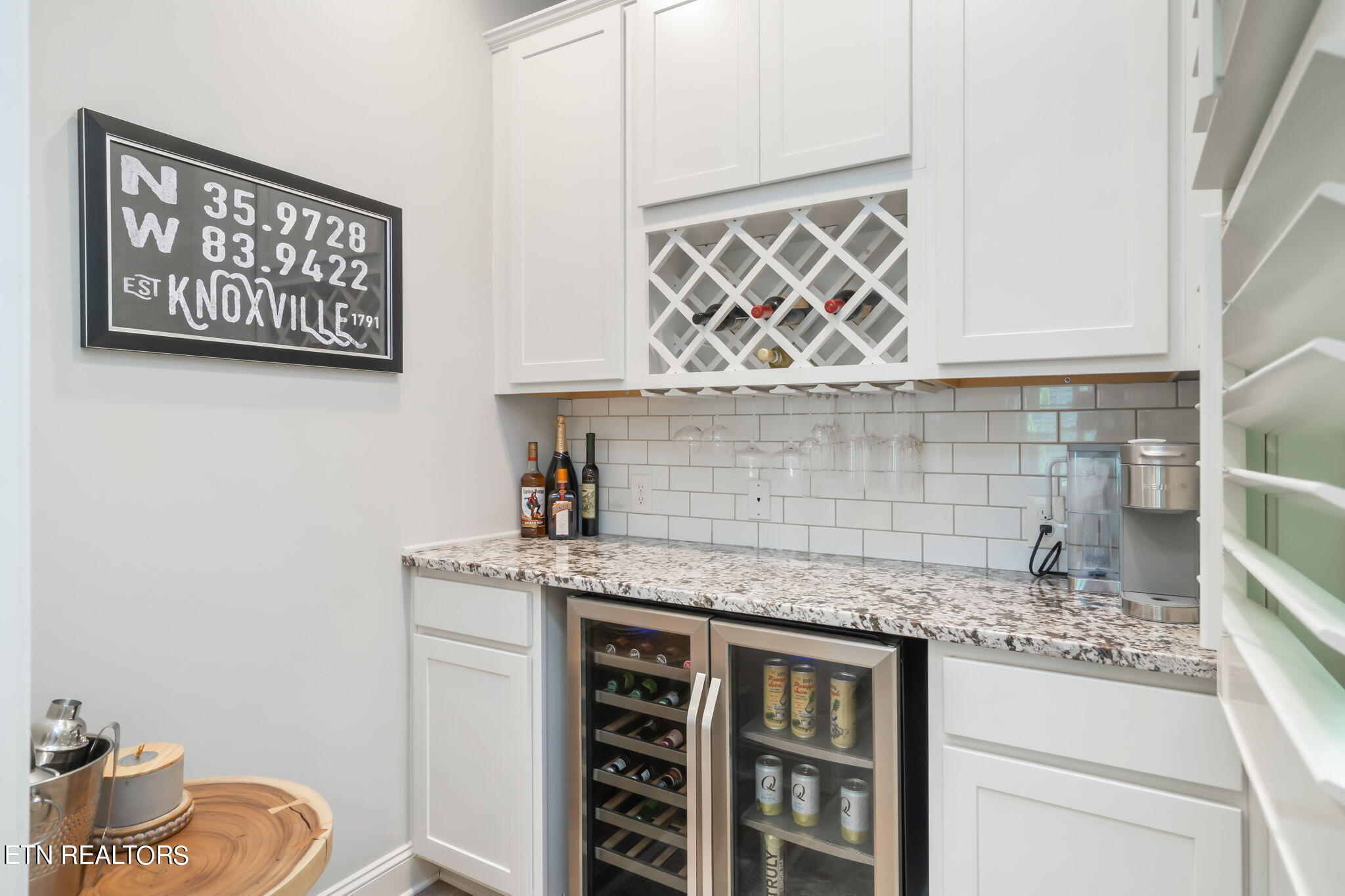 1408 Mossy Rock Lane