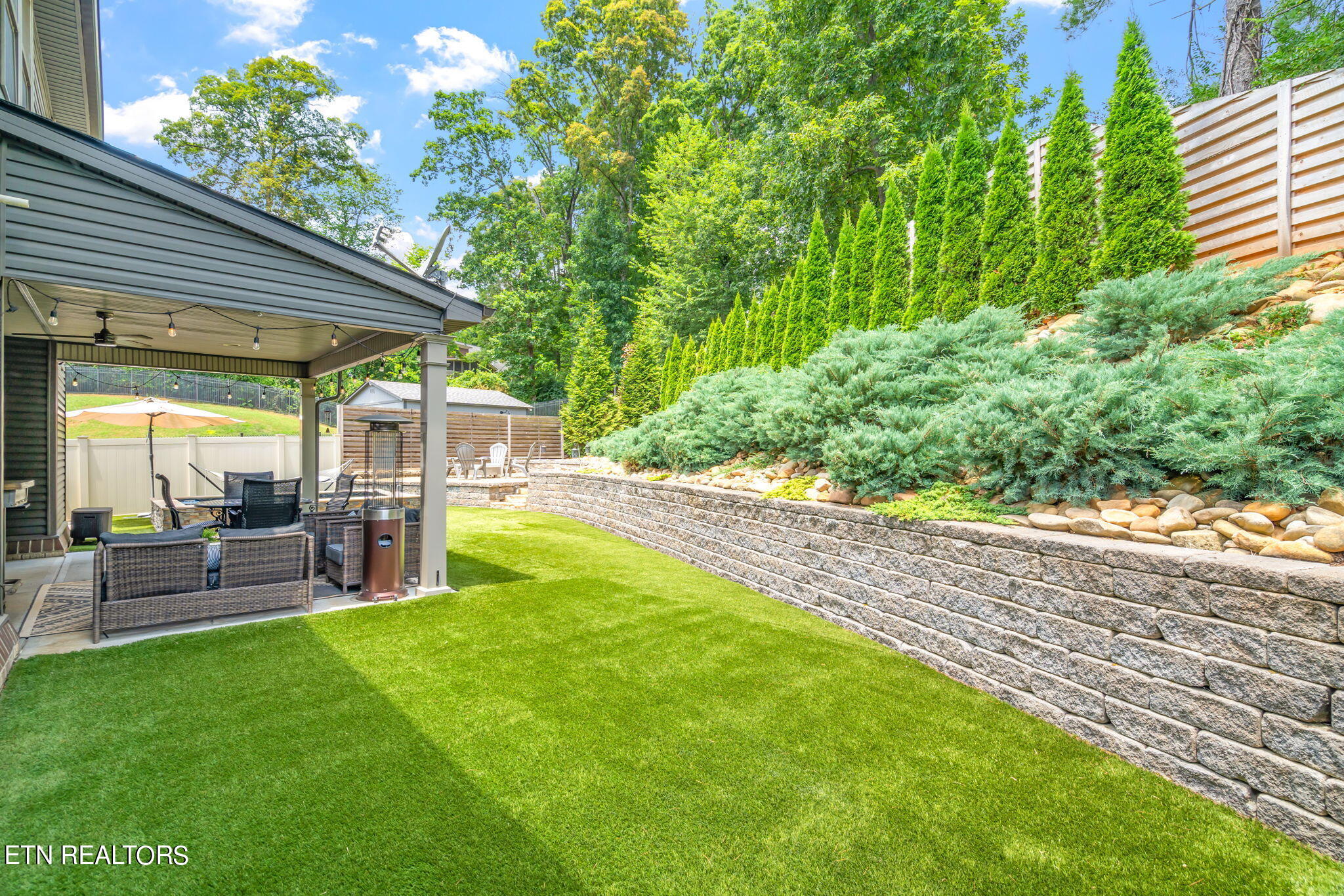 1408 Mossy Rock Lane