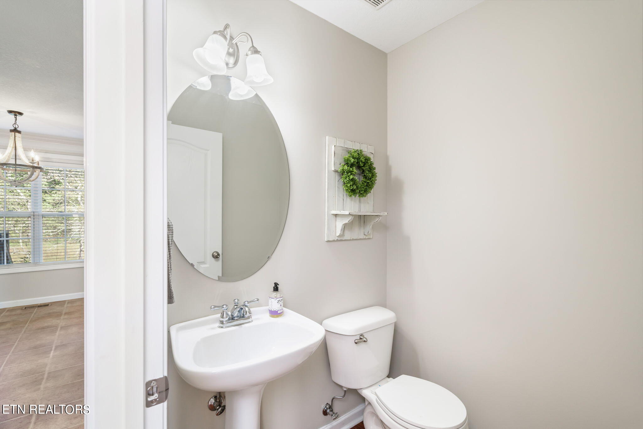 5201 Horsestall Drive