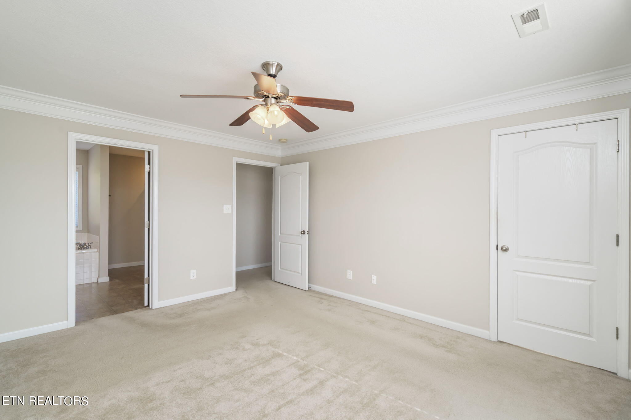 5201 Horsestall Drive