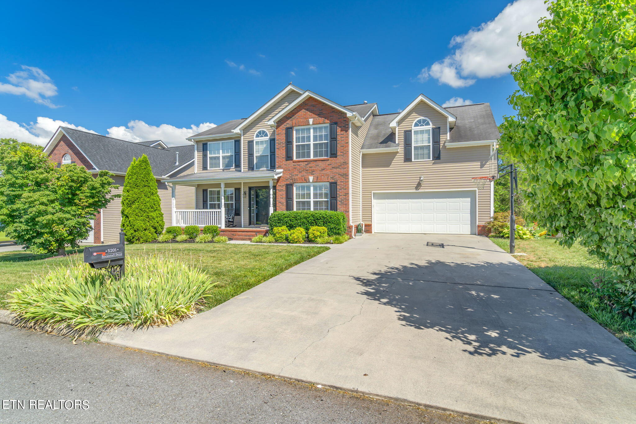 5201 Horsestall Drive