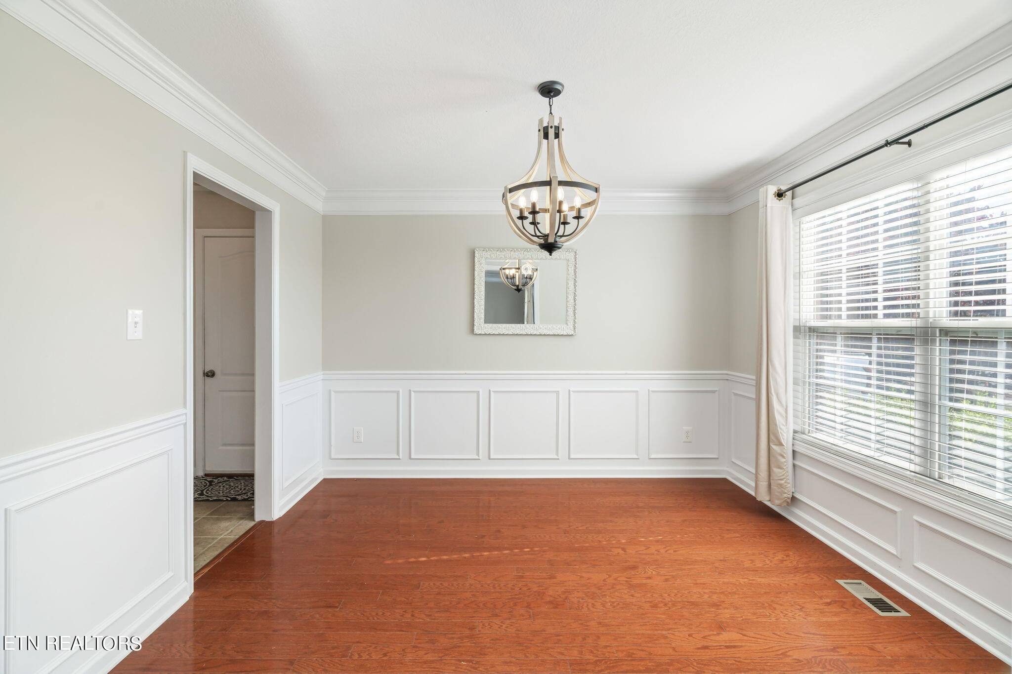 5201 Horsestall Drive