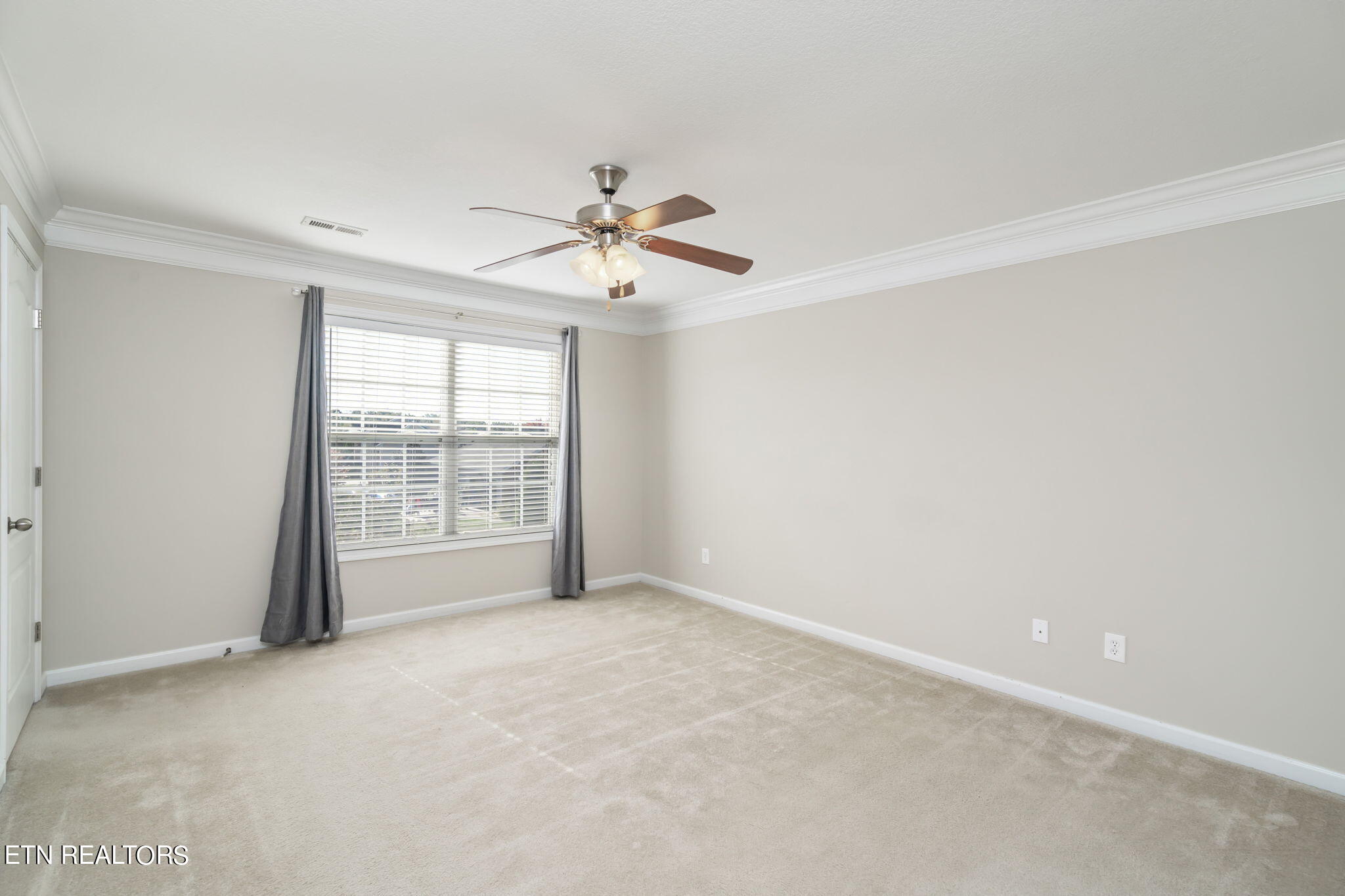 5201 Horsestall Drive