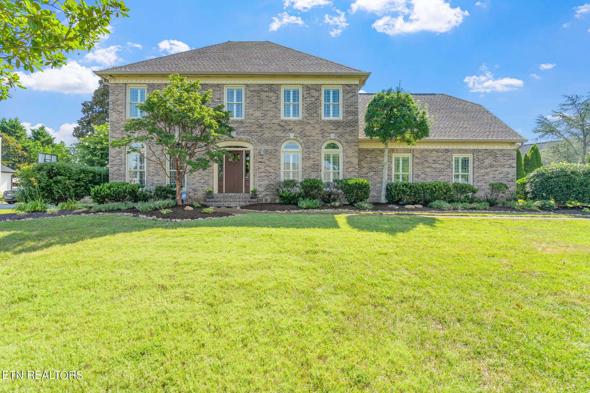 5805 Penshurst Court