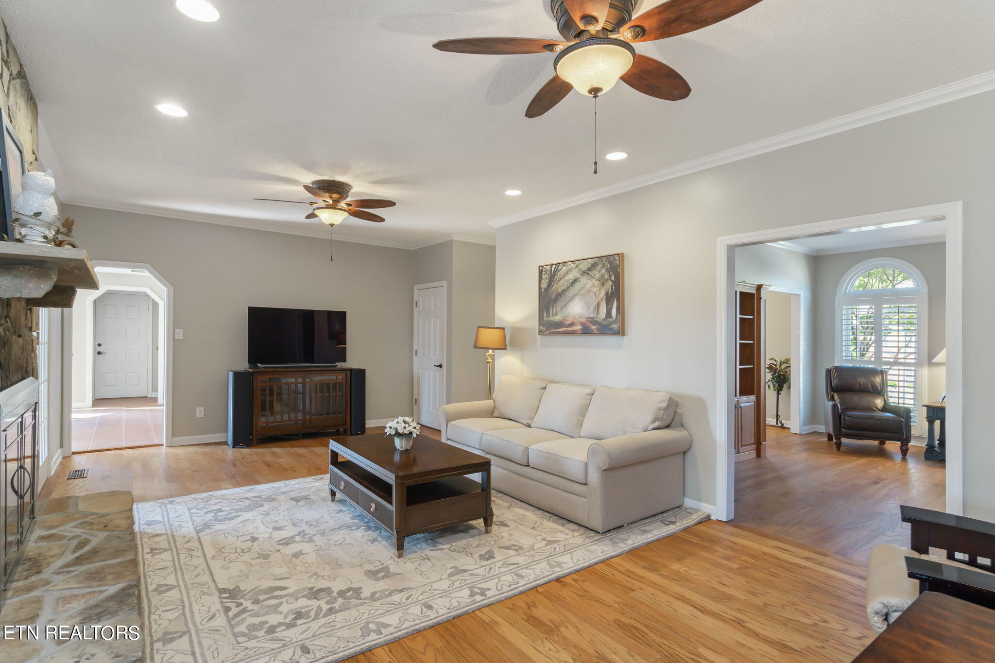 5805 Penshurst Court