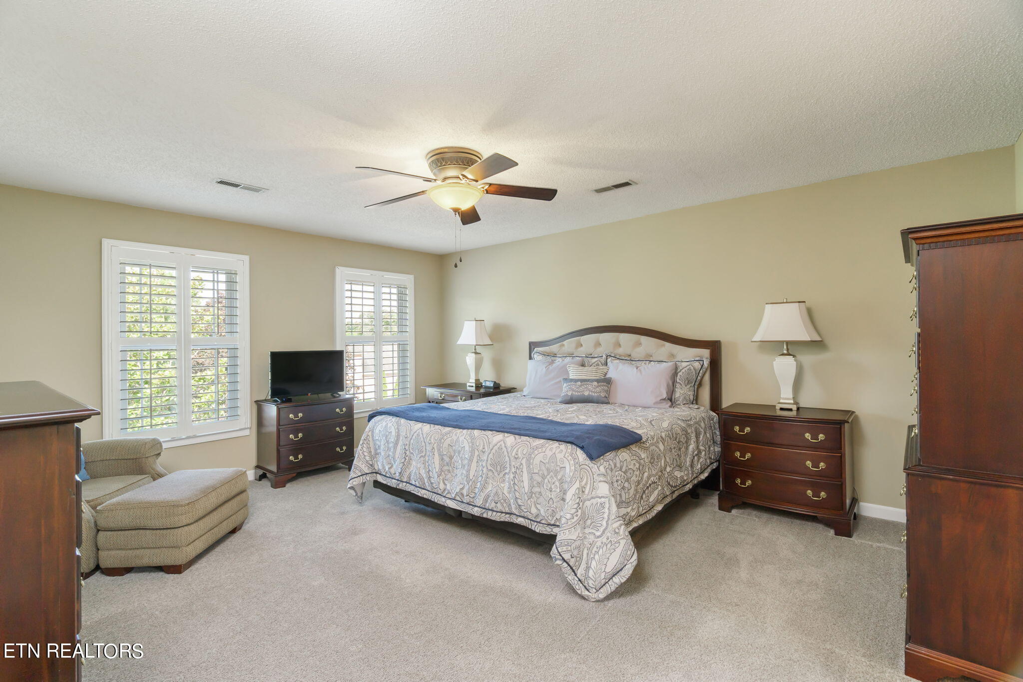 5805 Penshurst Court