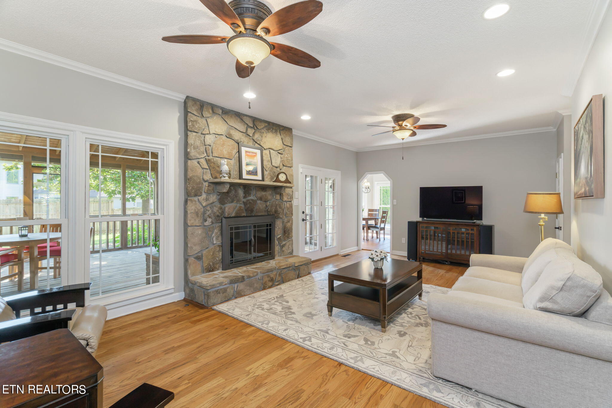 5805 Penshurst Court