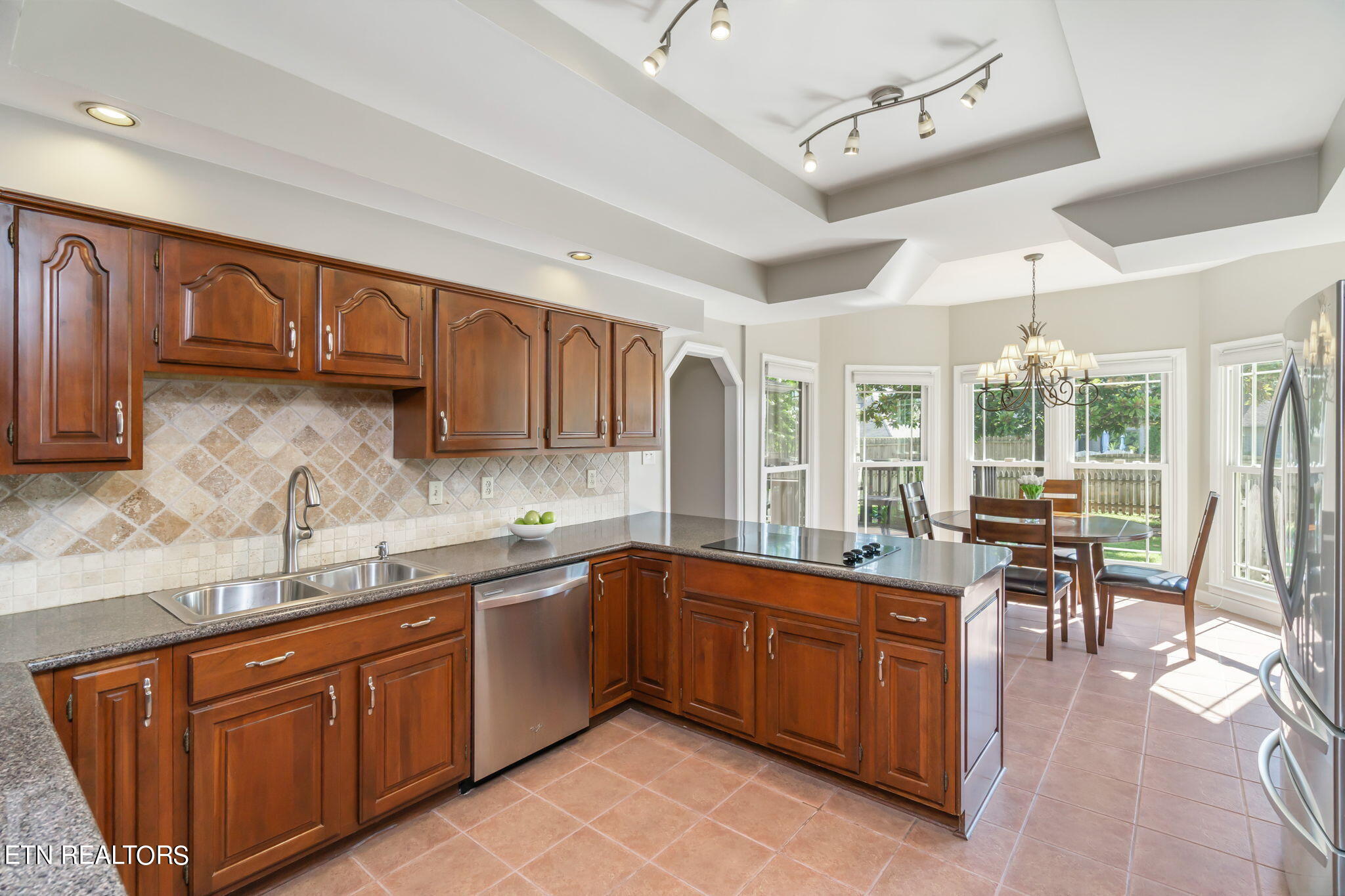 5805 Penshurst Court