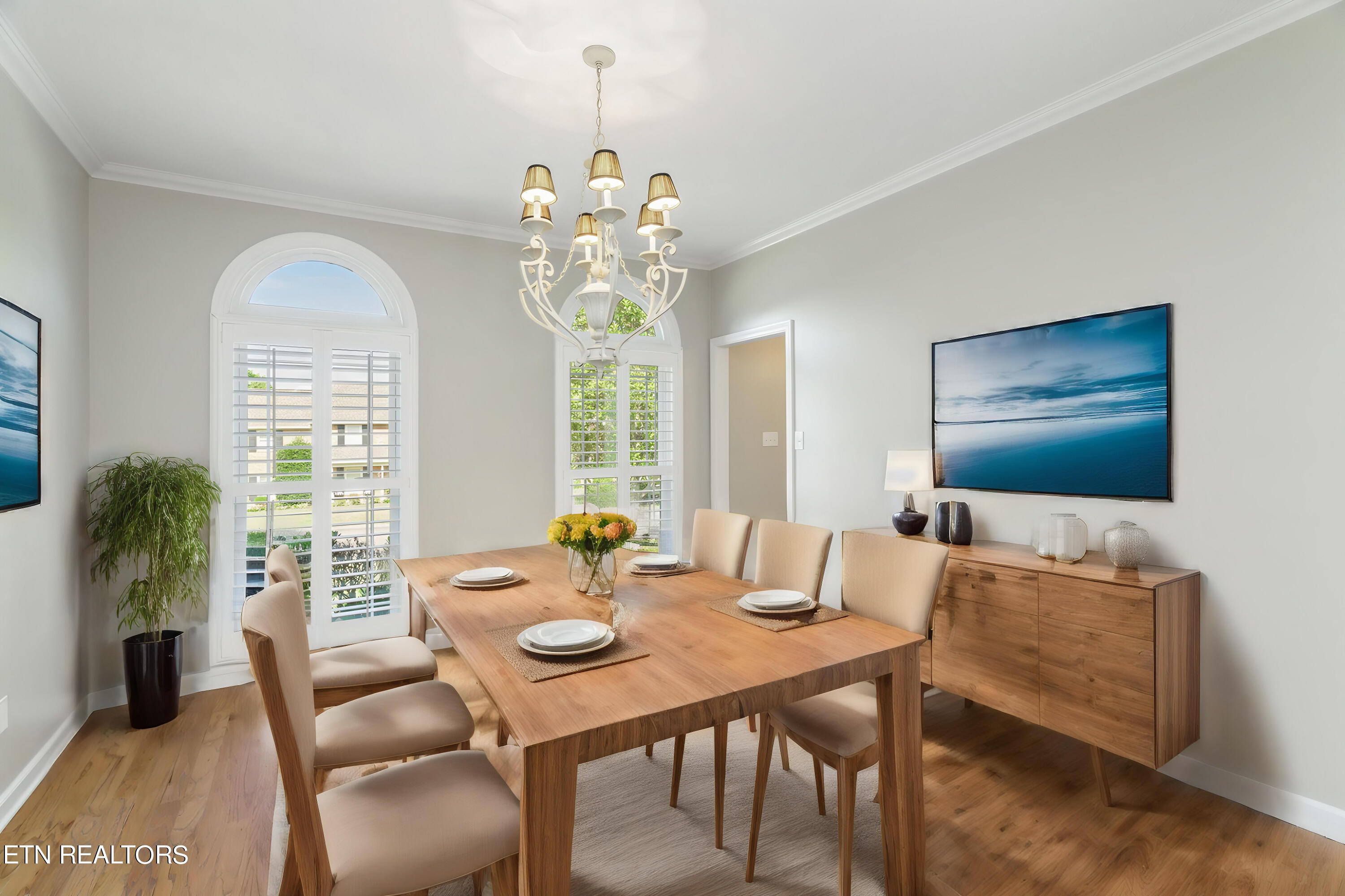 5805 Penshurst Court