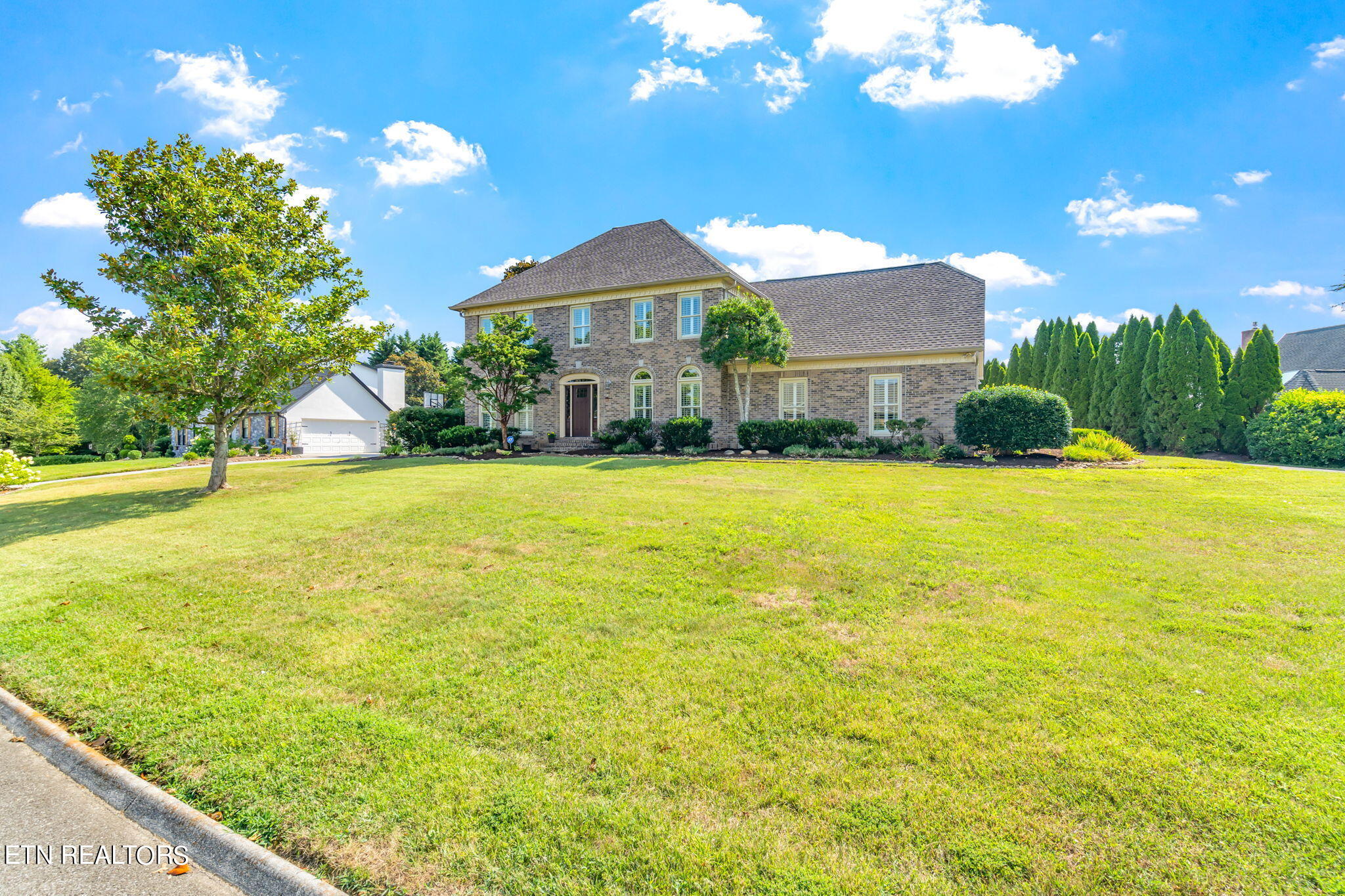 5805 Penshurst Court