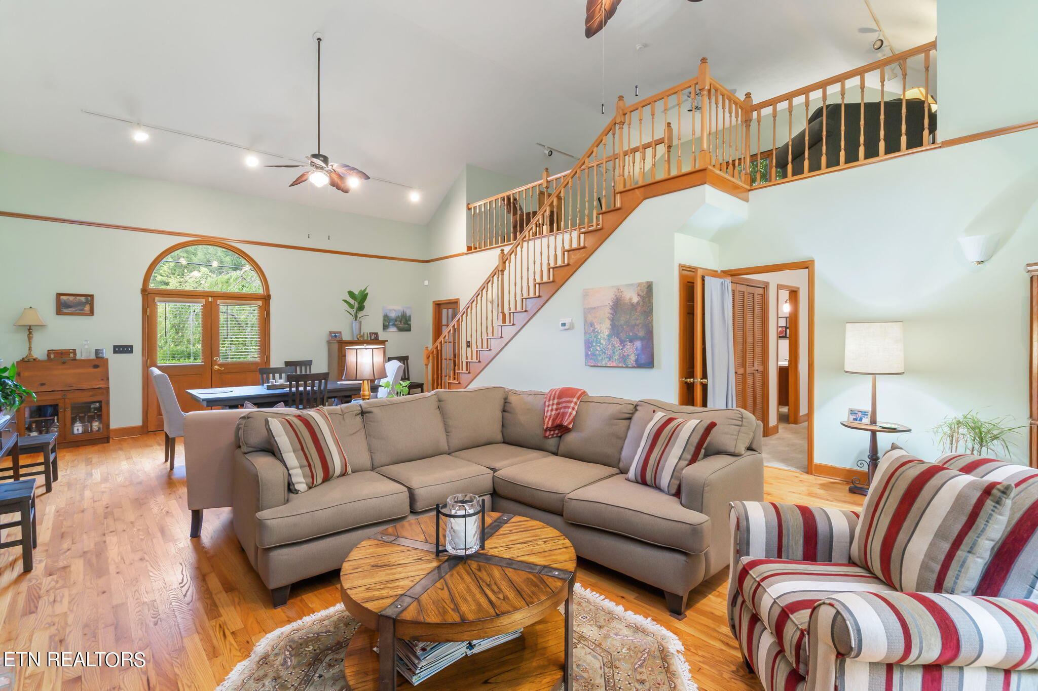 635 SW Blows Ferry Rd