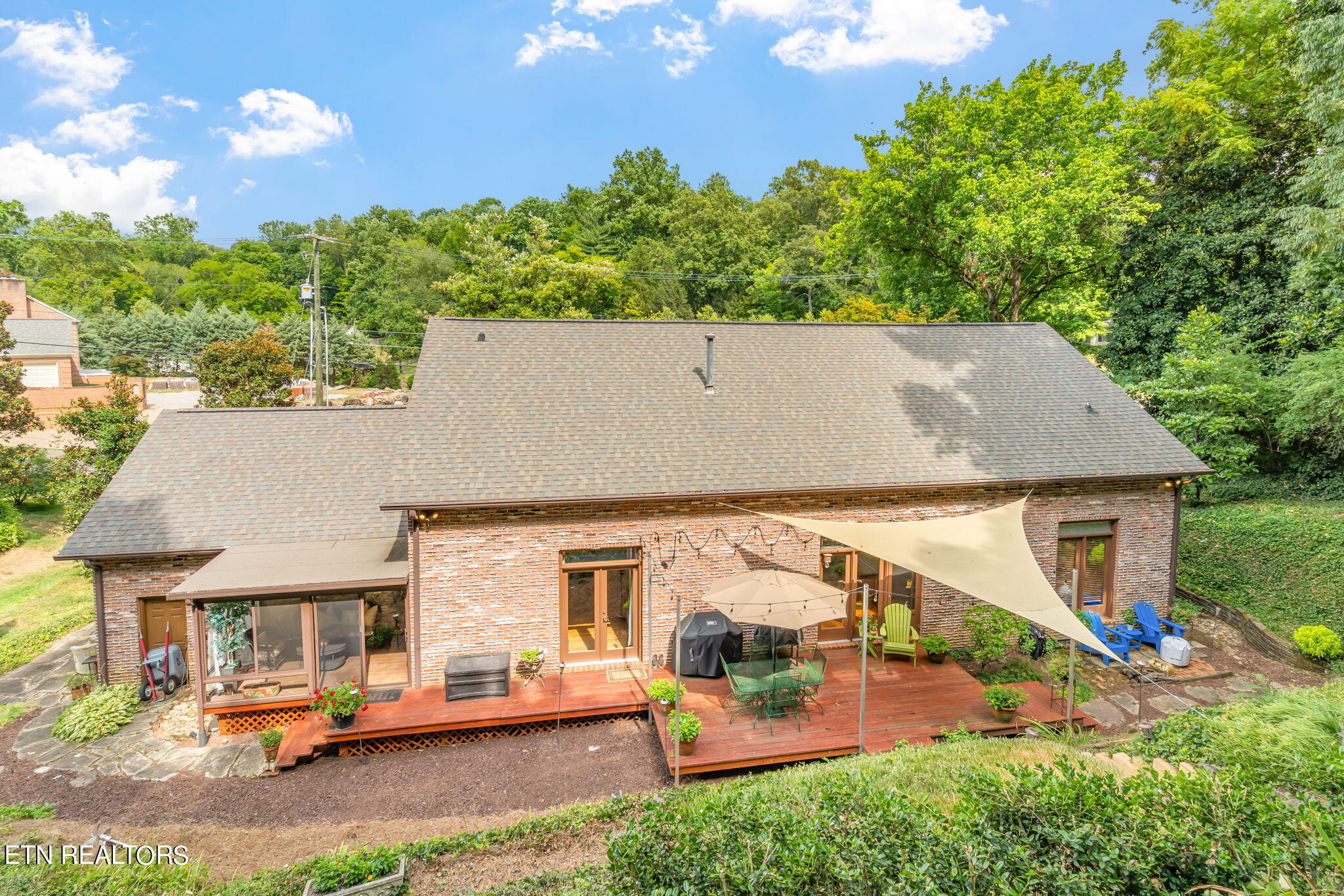 635 SW Blows Ferry Rd