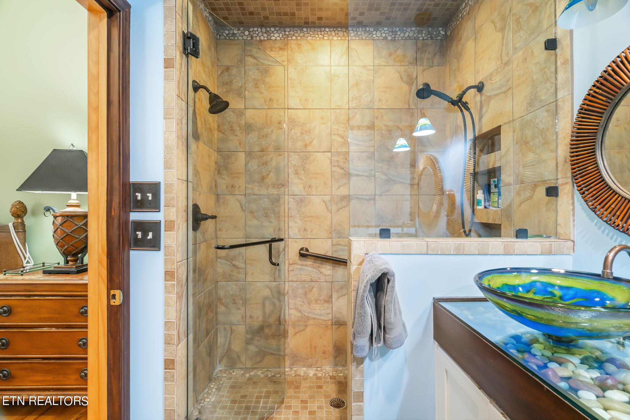 635 SW Blows Ferry Rd