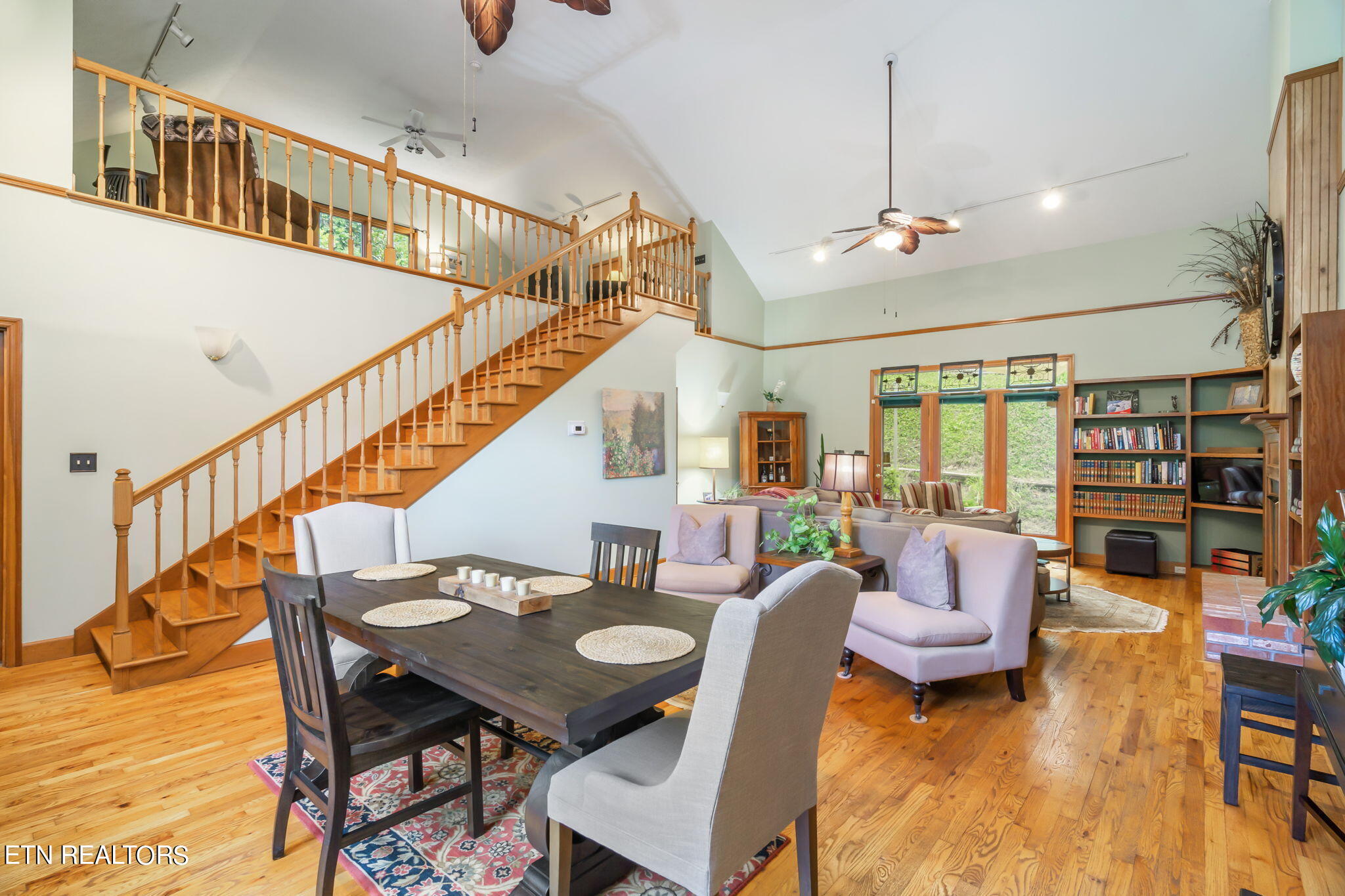 635 SW Blows Ferry Rd